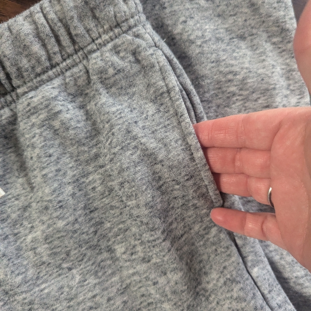 Old Navy Heather Gray Kids Joggers Size 8 - Picture 3 of 4